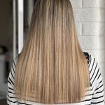 مرکز کراتین و احیا مو و پوست سر“صنم”