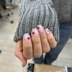 آموزش و خدمات تخصصی ناخن زینو