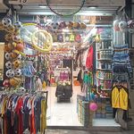 نمایندگی اسکچرز شعبه خیابان شریعتی