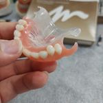 دندانسازی..پروتزیست اسماعیل فرجامی