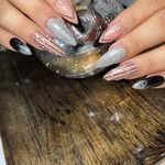 سالن تخصصی ناخن رنگمو و کراتین رویابیونی
