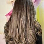 سالن زیبایی و آرایشگاه زنانه شراره زرنوش