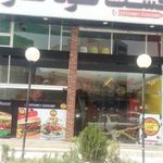 فست فود کارا