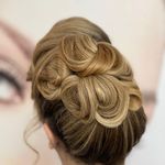 سالن زیبایی مانلی