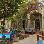 کلبه ترش وشیرین