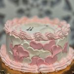 شیرینی و کیک خانگی دِلی شِز