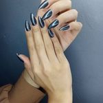 خدمات تخصصی کاشت ناخن مهشید