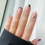 خدمات تخصصی کاشت ناخن مهشید