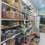 فروشگاه بادام و برنج هادی نژاد