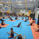 باشگاه بزرگ مرزداران (بانوان و آقایان)