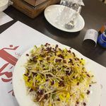 رستوران آرمانی
