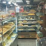 قنادی و شیرینی جات نوشاد