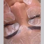 مرکز تخصصی فیشال و پاکسازی پوست حنانه