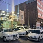 نمایشگاه اتومبیل قائم