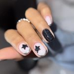 خدمات تخصصی ناخن و مژه آلما