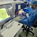 چشم پزشکی و لیزیک دکتر میرسیامک ریاضی