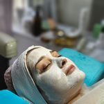 مرکز تخصصی فیشیال و مراقبت ازپوستsb,skin
