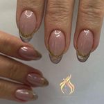 سالن زیبایی رژ سرخ