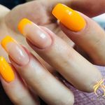 سالن زیبایی رژ سرخ