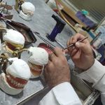 دندانسازی..پروتزیست اسماعیل فرجامی