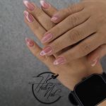 خدمات کاشت و ترمیم ناخن هدیه