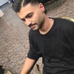 سالن ارایشگاه مردانه  اچ ام