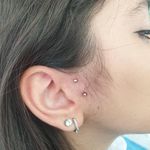 مرکز پیرسینگ و بوتاکس دیانا نازافرین