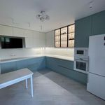 کابینت و دکوراسیون داخلی میرزازاده