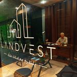 لَند وِست پلتفرم معاملات ملک