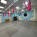 رویال استودیو تخصصی یوگا نیلوفر