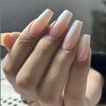 فاطیما حسینی سالن VIP و فوق تخصصی ناخن