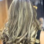 سالن زیبایی تخصصی غرب تهران منیره صمدی