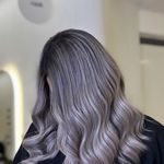 آکادمی رنگ مو و کراتین سارا ایران دوست