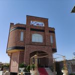 تالار عمارت سرخ