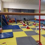مجموعه ورزشی شاهکار( بانوان و آقایان)