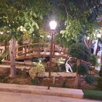 باغ و رستوران اشرفیه