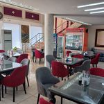 رستوران نخل طلایی