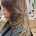 سالن زیبایی میکاپ