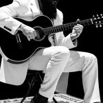 اجرای زنده گیتار تضمینی برای مناسبت ها