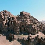 قلعه دختر میانه (قیز قالاسی )