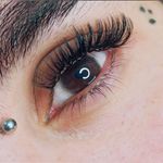 اکستنشن مژه و لیفت ابرو