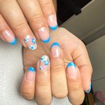 خدمات تخصصی کاشت ناخن نسترن