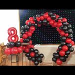 باغچه رستوران مجنون