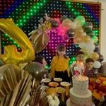 باغچه رستوران مجنون