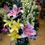 گل فروشی آندیا (شعبه دو)