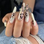 خدمات تخصصی کاشت ناخن و آموزش هانیتا