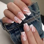 مرکزتخصصی کاشت ناخن و اکستنشن مژه رامونا