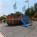 زمین بازی کودکان