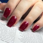 مرکز تخصصی کاشت ناخن شبنم