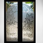 شیشه بری و نصب شیشه شاهان